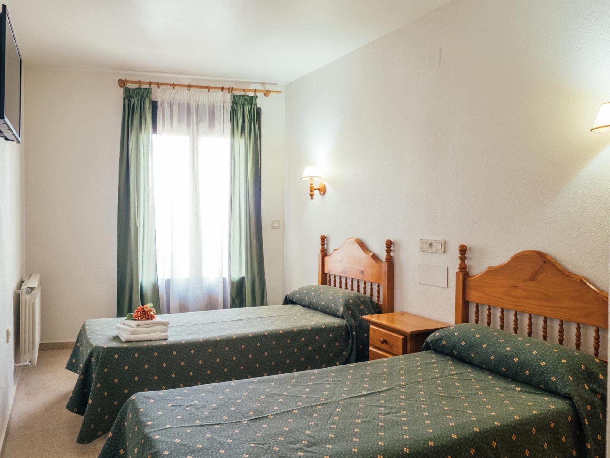 Hotel Valmar Villar de Olalla Extérieur photo